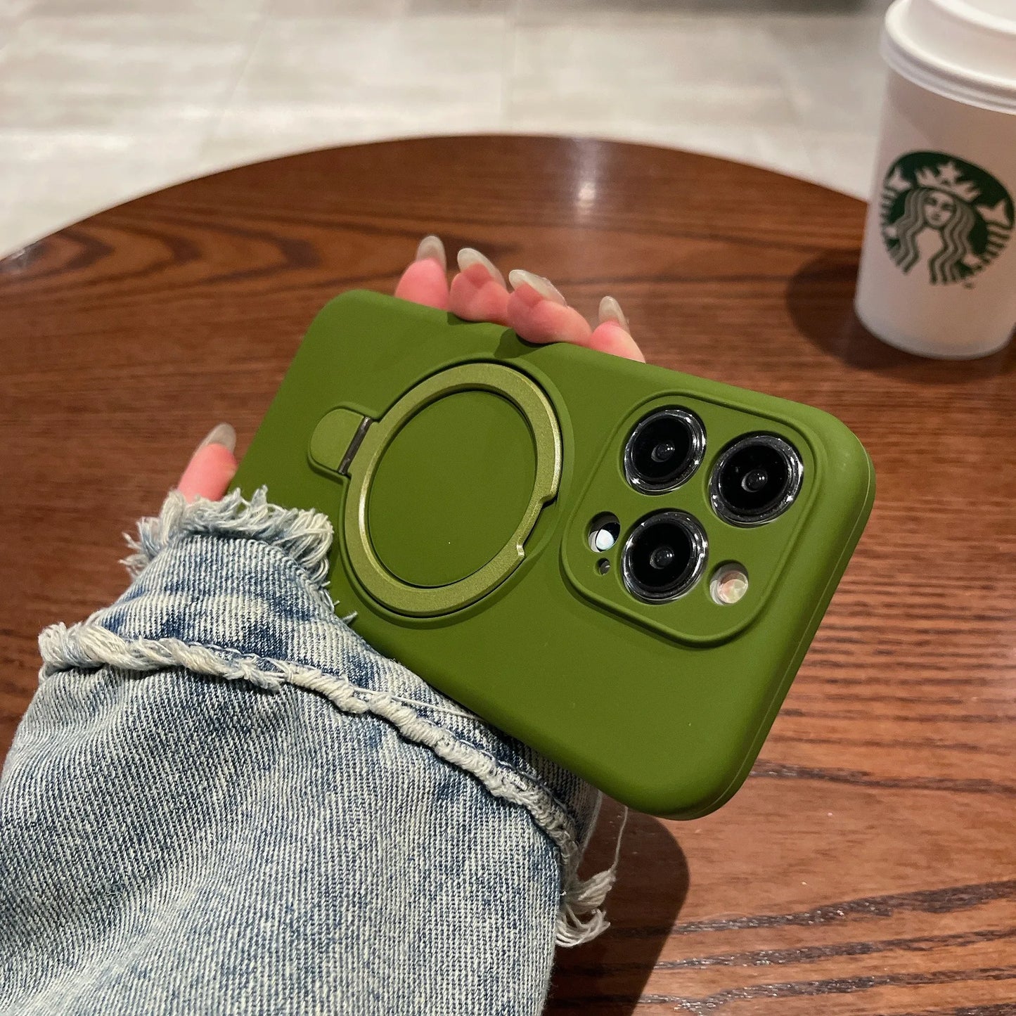 Liquid Magnetic Stand Phone case